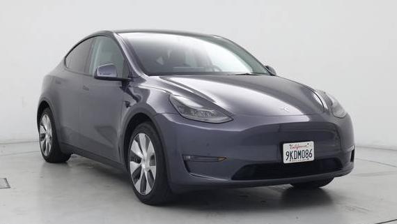TESLA MODEL Y 2023 7SAYGDED2PF942230 image